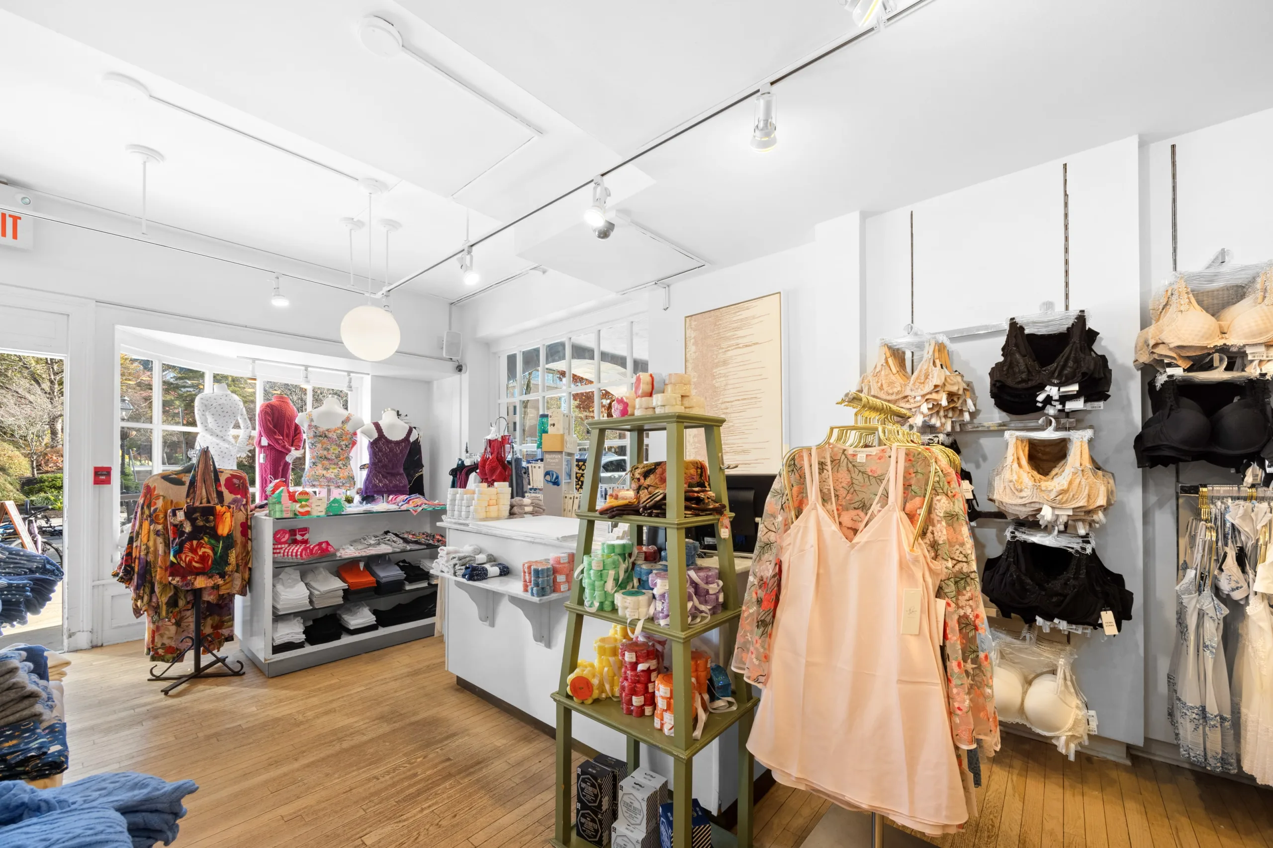 Lace Silhouettes Lingerie