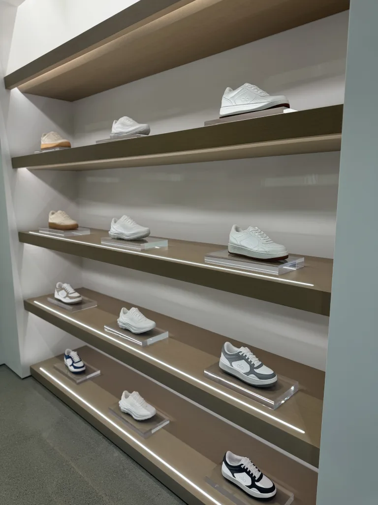 shoe wall interior alo opening day 2024